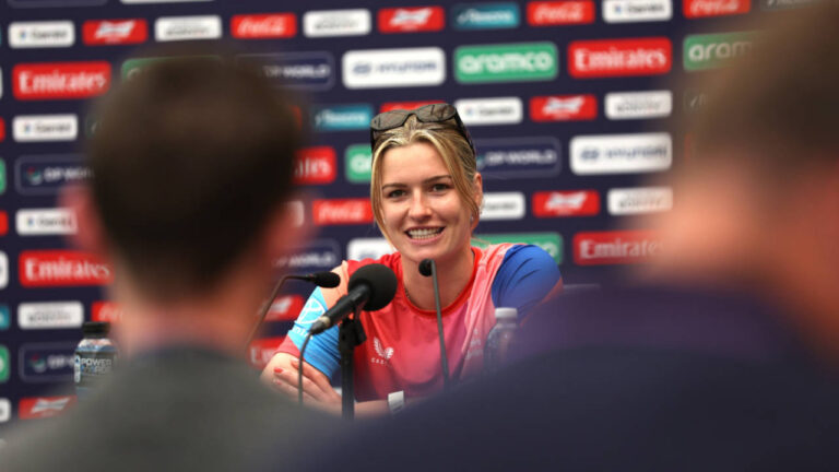 Bell vows to bring the energy as England face Ireland’s call – بیل نے آئرلینڈ کے چیلنج کا سامنا کرنے کے لیے انگلینڈ کی ٹیم میں توانائی لانے کا عزم کیا: ویمنز ٹی ٹوئنٹی ورلڈ کپ میں انگلینڈ کی حکمت عملی